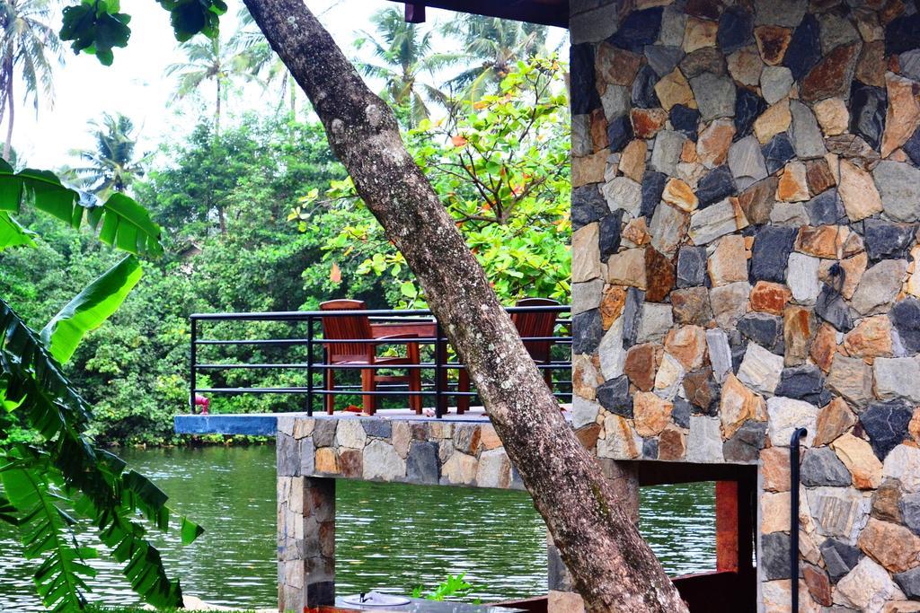 River View Banquet&Resort Wadduwa Exterior foto
